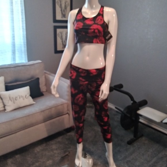 Victoria secret workout tights and top. - Picture 1 of 5